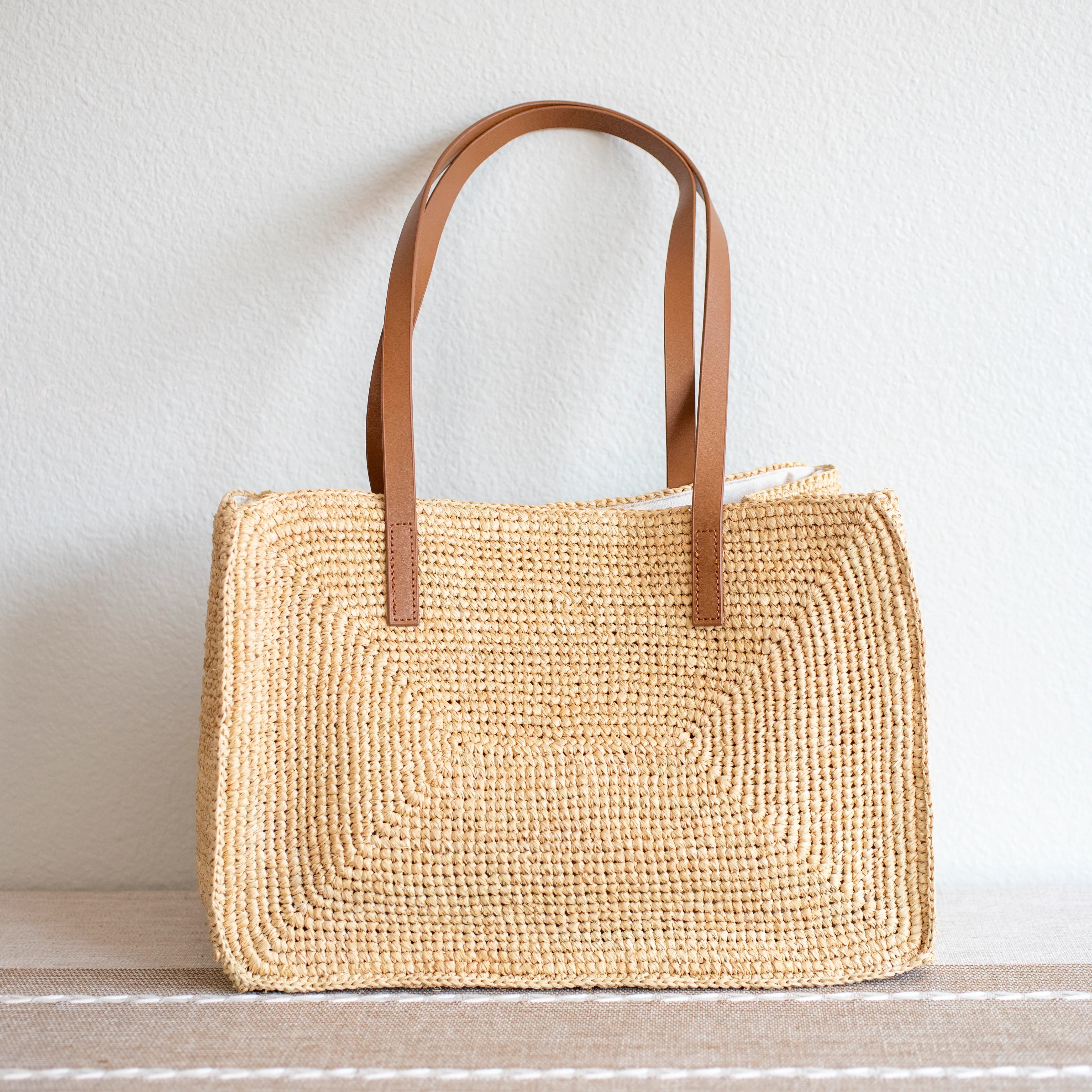 Women's Large Soft Raffia Woven Summer Straw Tote