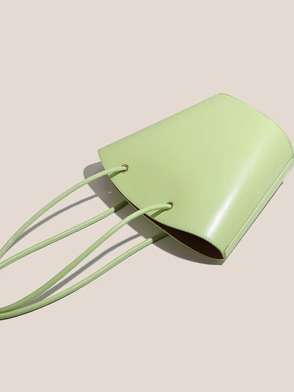 Bucket-shaped faux leather handbag 0837