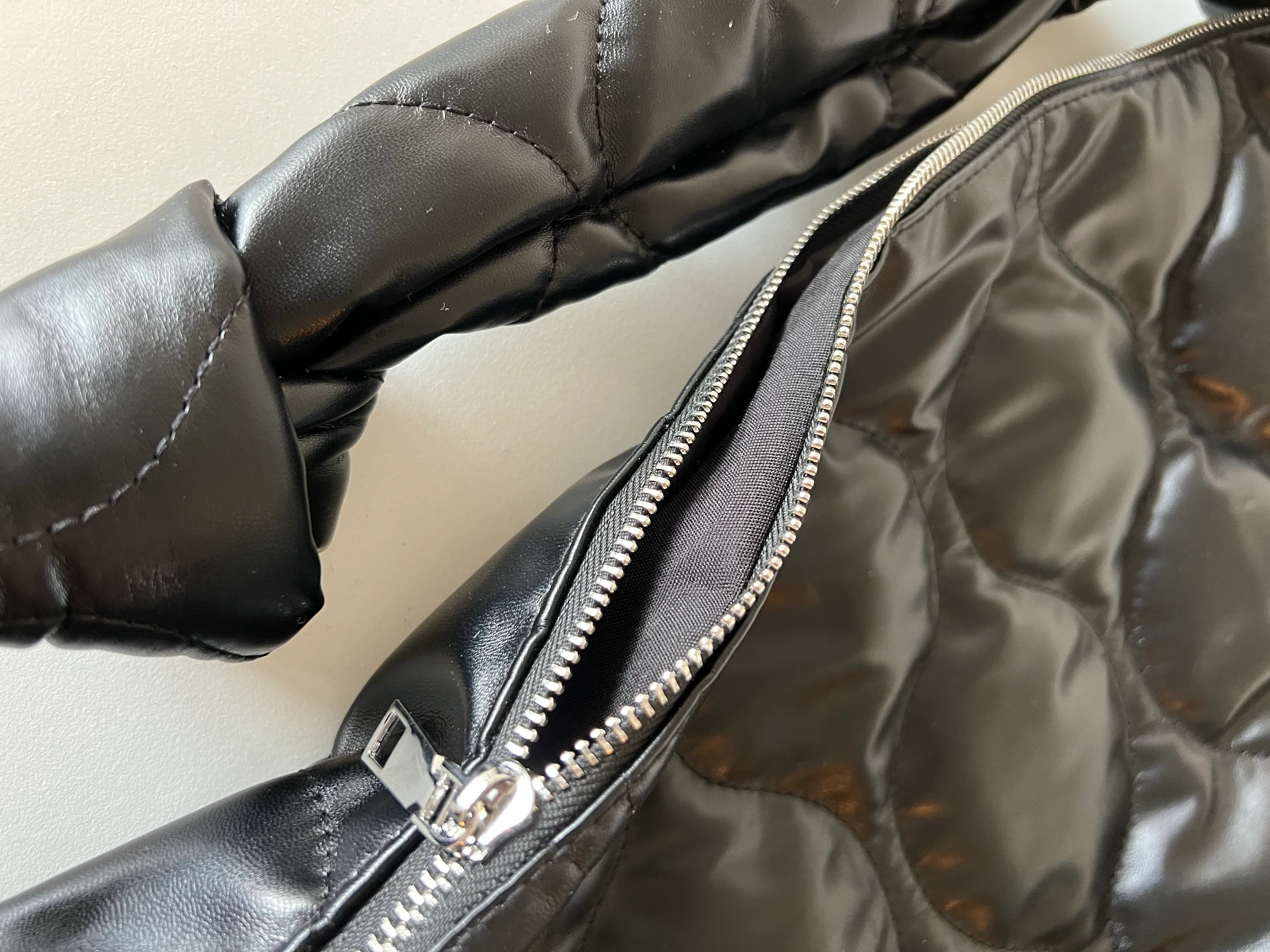 Quilted casual tote bag 0189