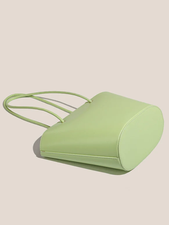 Bucket-shaped faux leather handbag 0837