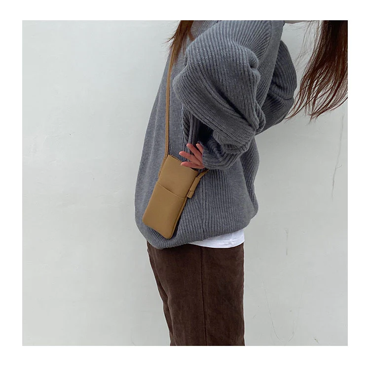 Compact mobile shoulder bag 0651