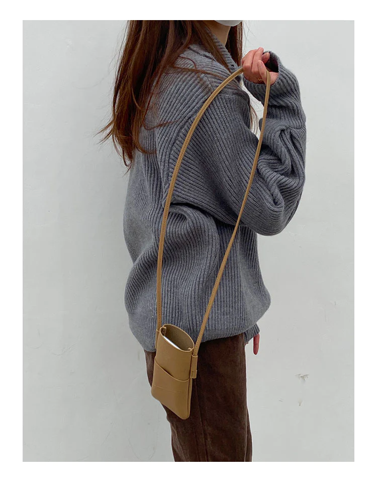 Compact mobile shoulder bag 0651